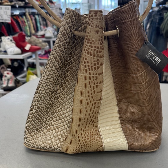 Chic Tan and Brown BRAHMIN Women's Bag - Picture 2 of 13